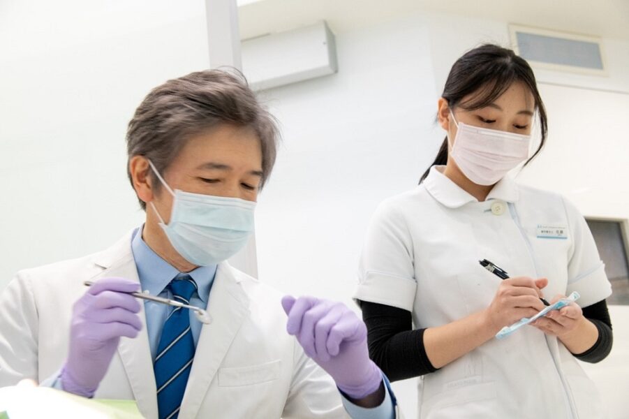 日本橋はやし矯正歯科の診療風景1 